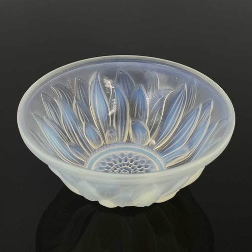 601 - Etling, an opalescent glass Sunflower bowl, circa 1927, frosted, moulded marks Etling France 27, 15c... 