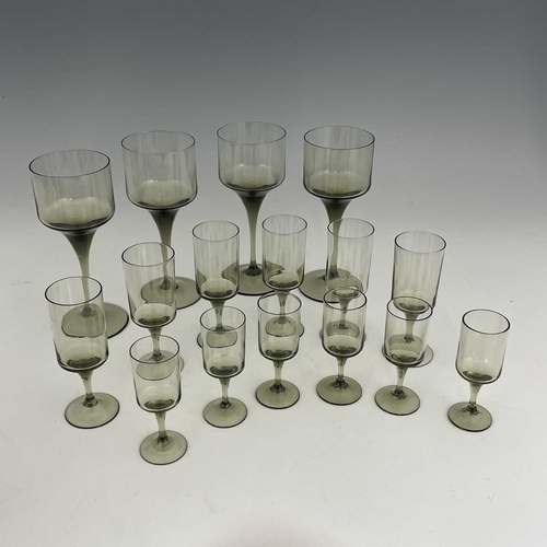 635 - Sven Palmquist for Orrefors, a part suite of Rhapsody drinking glasses, smoky green, including wine ... 