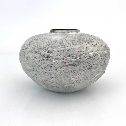 750 - Philip Evans (British, 1959), a stoneware-thrown textured vase, decorated with grey/lavender and whi... 