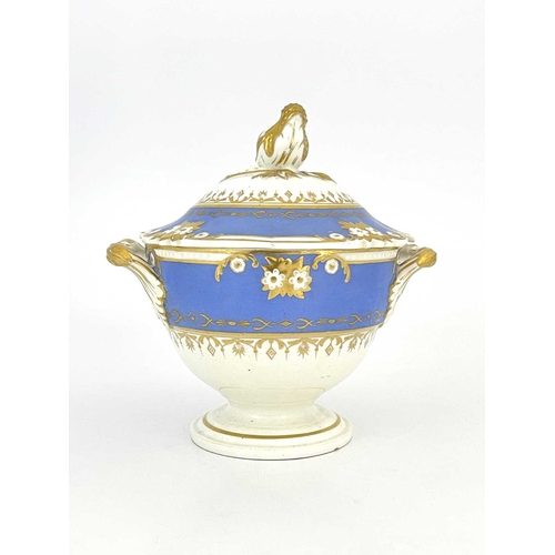 845 - A Bloor Derby sauce tureen and cover, circa 1835, circular form, domed cover with bud finial, powder... 