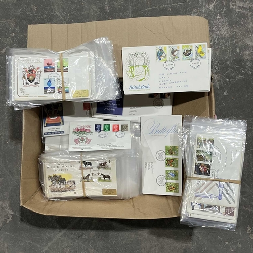 134 - A collection of first day covers, including: Butterflies, Centenary of the Shire Horse Society, Grea... 