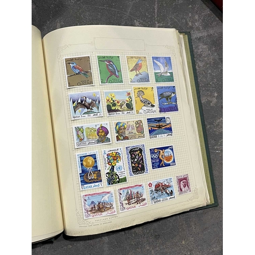 135 - Three stamp albums: Windsor Album Great Britain, Simplex Blank Album, Stanley Gibbons Senator Album,... 