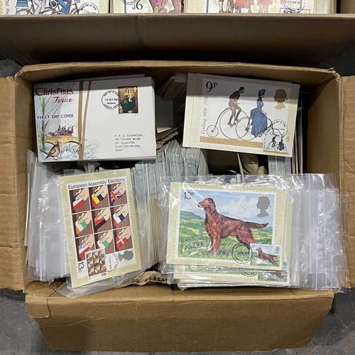 141 - A collection of postcards, stamps, and first day covers, to include: Irish Setter, Cycling 1878-1978... 