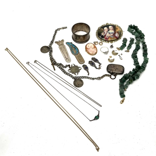503 - Selection of silver and jewellery, including Edwardian vesta case, two Chinese Guangxu, 20 Fen coins... 