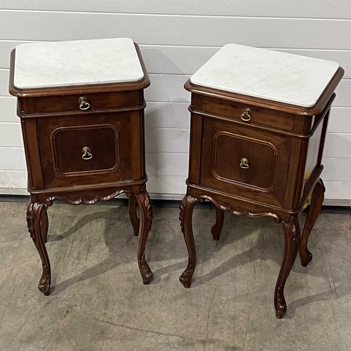 672 - A pair of French marble-top bedside cabinets, fitted single drawer over a door, on cabriole supports... 