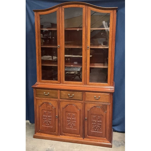 711 - A large two-part dresser, fitted two cabinet doors over three drawers and two doors. W: 122 cm D: 51... 