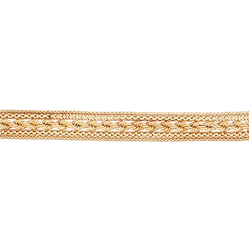 173 - A 9ct gold rope-twist bracelet, with push piece clasp, stamped 375, Italian marks, length 19cm, 12.7... 