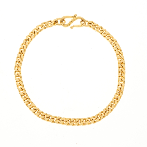175 - A 22ct gold flat curb-link bracelet, with S-hook clasp, foreign marks, length 16.5cm, 11.7g