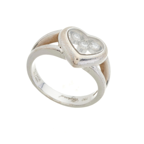 147 - Chopard, an 18ct gold Happy Diamonds heart-shape ring, circa 1999, signed Chopard, serial 9213458, t... 