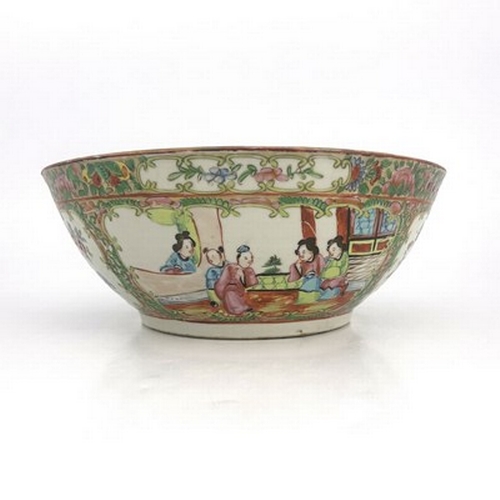 558 - A Chinese Canton Famille rose bowl, Qing Dynasty, 19th Century, decorated with panels of narrative f... 