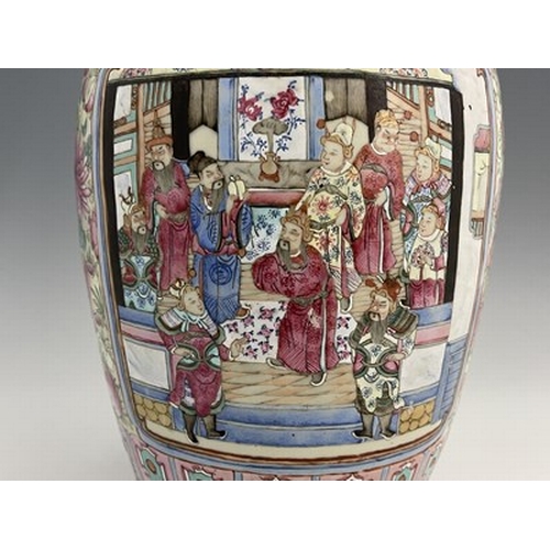 613 - A large Chinese famille rose vase, shouldered form with lizard moulded shoulders and dog handles, th... 