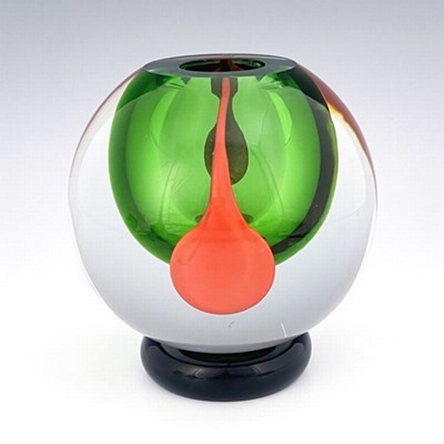 770 - A Modernist Murano glass Sommerso type vase, spherical form, colourless over green, with internal op... 