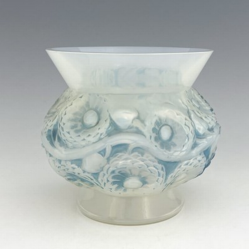 783 - Rene Lalique, a Soucis opalescent glass vase, model 1039, designed circa 1930, polished and frosted ... 