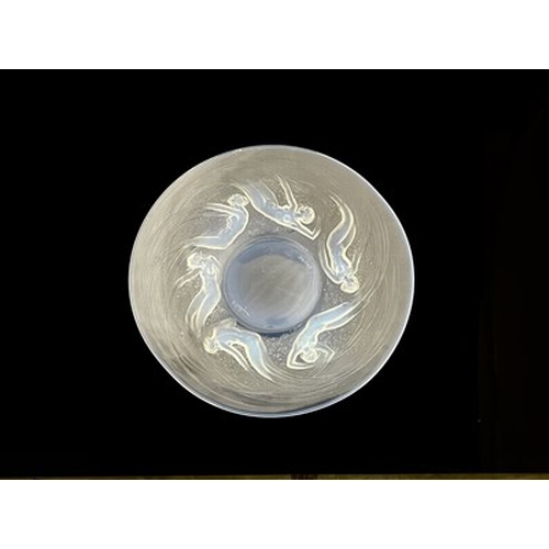 785 - Rene Lalique, an Ondines opalescent glass plate, model 3003, designed circa 1921, frosted and polish... 