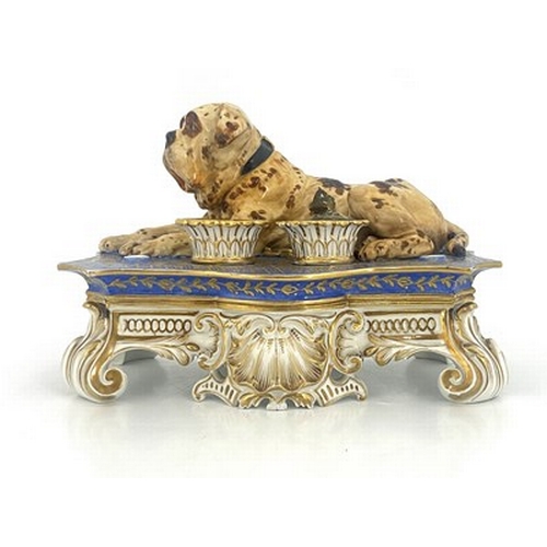 796 - Jacob Petit, a Paris porcelain ink stand, the ogee bordered platform on scrolled bracket and shell b... 