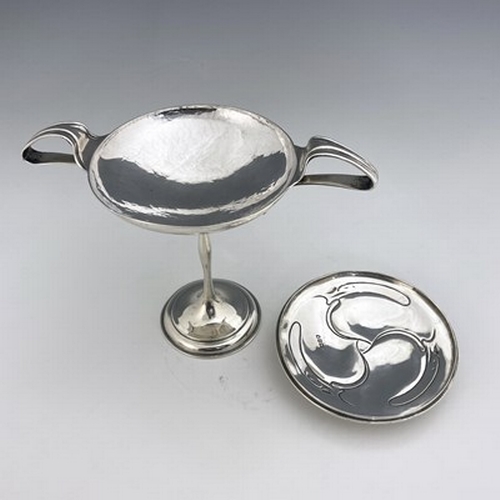 80 - Kate Harris for W G Connell, an Arts and Crafts silver twin handled pedestal bowl and cover, London ... 