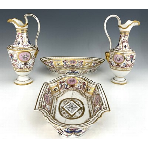 802 - A French porcelain toilet set, probably Rue de La Roquette, Courtille, Locre, Paris circa 1785, incl... 