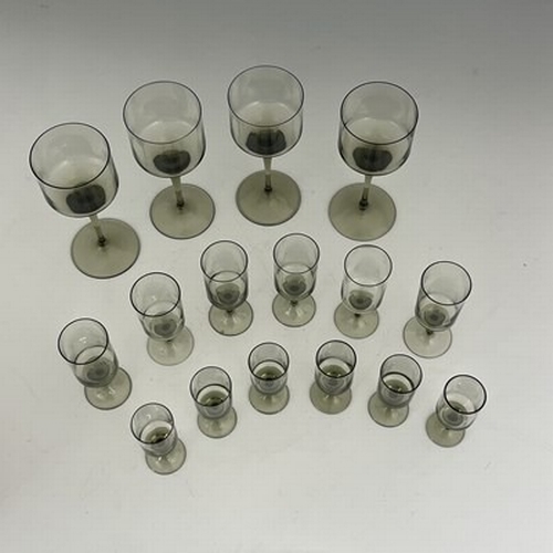 161 - Sven Palmquist for Orrefors, a part suite of Rhapsody drinking glasses, smoky green, including wine ... 