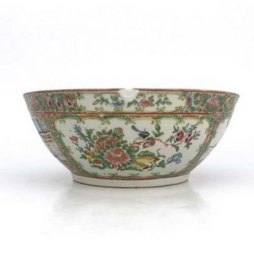 176 - A Chinese Canton Famille rose bowl, Qing Dynasty, 19th Century, decorated with panels of narrative f... 