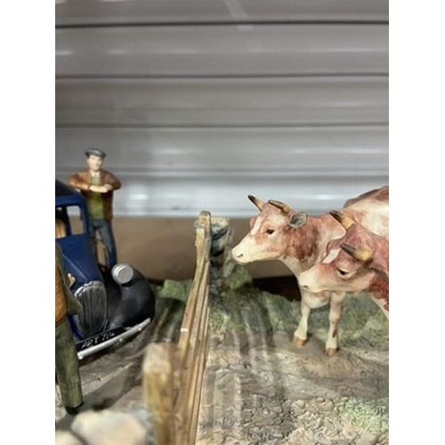 253 - Border Fine Arts James Herriot model 'Viewing the Practice', model No. JH8 on wood base