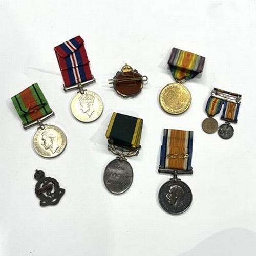 309A - A WW2 Defence Medal, King George VI Medal 1939-1945, Territorial efficiency Medal, WWI Great Britain... 