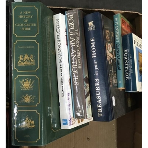 44 - A collection of books to include antiques roadshow, the encyclopaedia of popular antiques, treasures... 