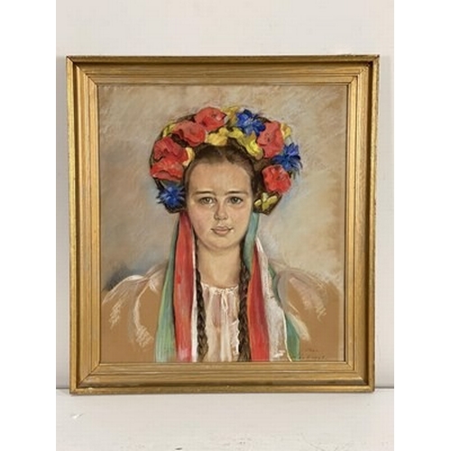 770A - E..Oser (20th Century), portrait of a Hungarian girl, pastel, signed in pencil l.l., and dated 1943,... 