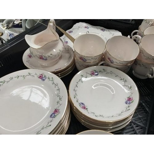 97 - A collection of English tea and dinner wares including Paragon tea set, Spencer Stevenson, Royal Alb... 