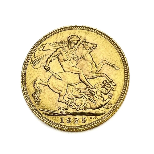 135 - George V, Sovereign, 1925. S3996