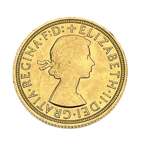 139 - Elizabeth II, Sovereign, 1959. S4125