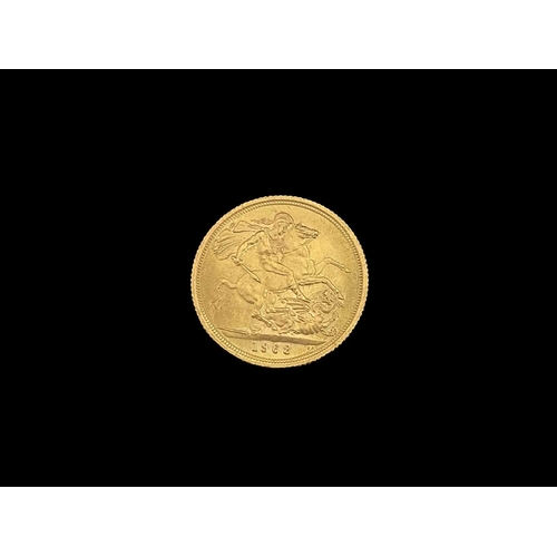 140 - Elizabeth II gold sovereign, 1968, 8.0g