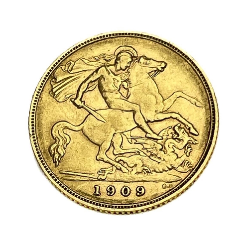 158 - Edward VII, Half Sovereigns, 1909 & 1910. S3974 (2)