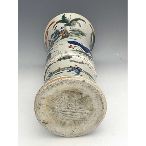 355 - A Chinese famille rose jar and cover or tea caddy, Canton, cylindical form, painted in the round wit... 