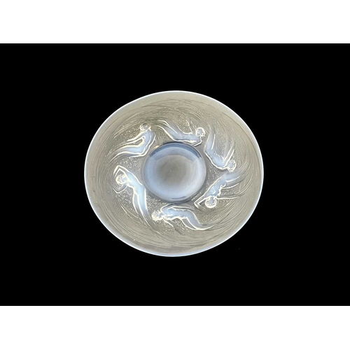 586 - Rene Lalique, an Ondines opalescent glass plate, model 3003, designed circa 1921, frosted and polish... 