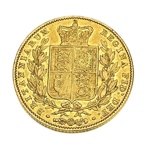 98 - Victoria, Sovereign, 1847. S3852