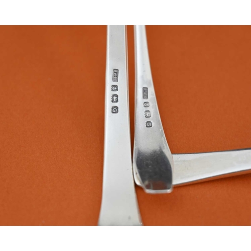 79 - John Sidney Reeve, two Arts and Crafts silver ladles, Birmingham 1931, each with angled point and li... 