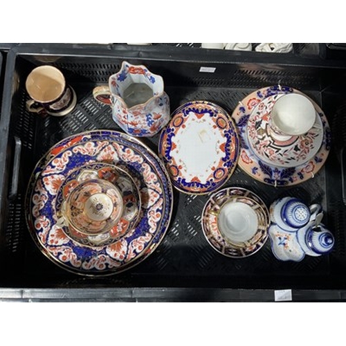 141 - A collection of chinaware in the Imari palette many gilt-heightened by Royal Crown Derby, Thomas Bev... 