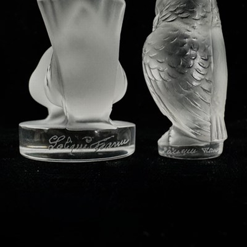 242 - Two mid-century Lalique frosted glass bird figurines, modelled as kissing doves and a sitting bird, ... 