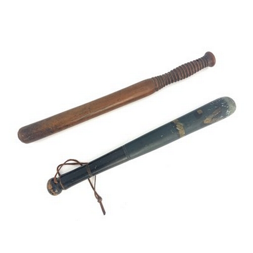 284 - A Victorian turned treen truncheon, painted blue with V.R monogram to the tip in gilt, 40cm long, wi... 