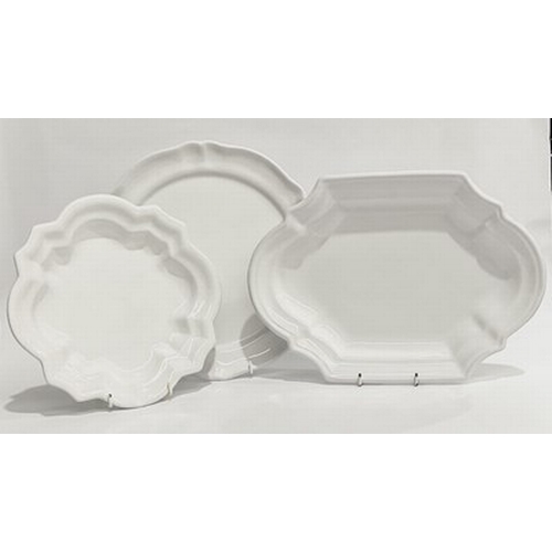 68 - An assortment of Bondil a Moustiers, white ceramic plate and platter set (1 tray)