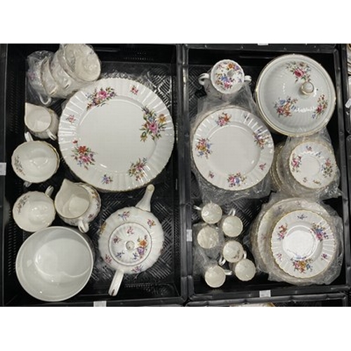 74 - Royal Worcester, Roanoake 'white', tea and dinner set with floral design on white background, porcel... 