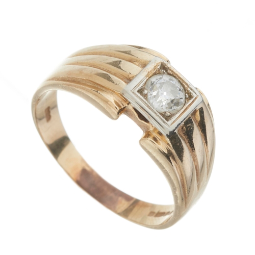 167 - A 15ct gold old-cut diamond single-stone band ring, with grooved shoulders, diamond estimated weight... 