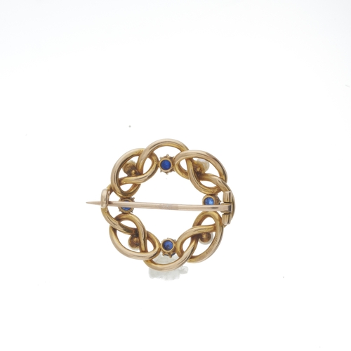 39 - An Edwardian gold sapphire and seed pearl brooch, diameter 2.5cm, 4.5g