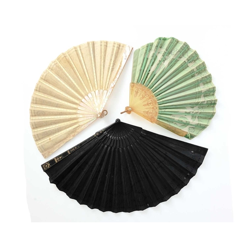 184 - Three Edwardian sequined and spangled fans, including a fan of fontage form with horn sticks and gua... 