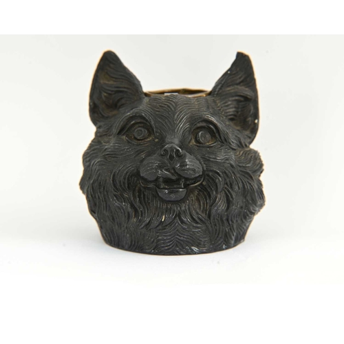 210 - A novelty patinated metal inkwell cast in the form of a cat's head, 7.5cm high