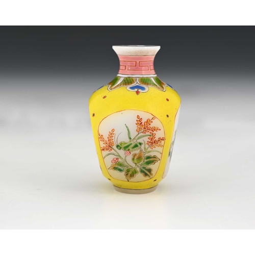 392 - A Chinese Guyue Xuan enamelled glass snuff bottle, yellow ground Qianlong style, square section shou... 