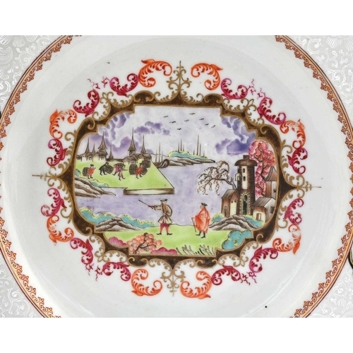 399 - A European painted Chinese porcelain plate, 18th century, the central Meissen style Kauffahrtei scen... 