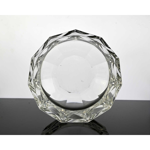 526 - Gunnar Cyrén for Orrefors, a Modernist cut glass bowl, circa 1960s, polygonal form cut with stylised... 