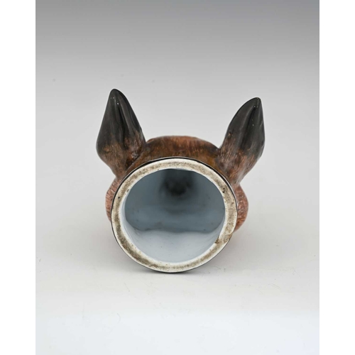 767 - A Staffordshire pearlware fox head stirrup cup, circa 1825