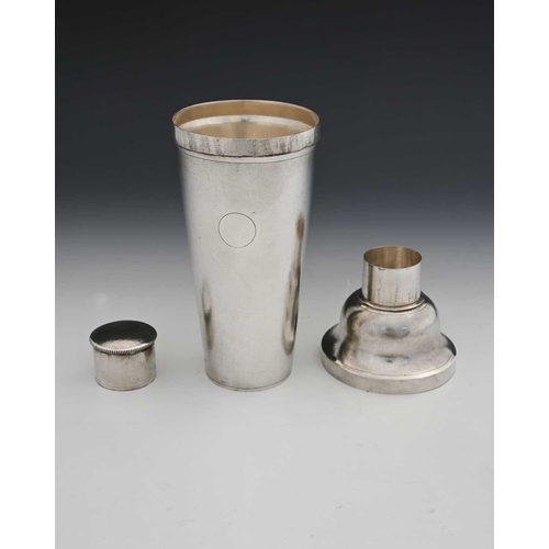 84 - China. A late nineteenth or early twentieth-century Chinese silver cocktail shaker, of tapered cylin... 